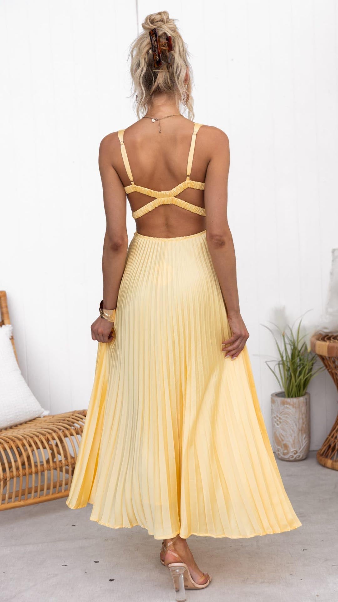 Marnie| Pleated V-Neck Maxi Dress