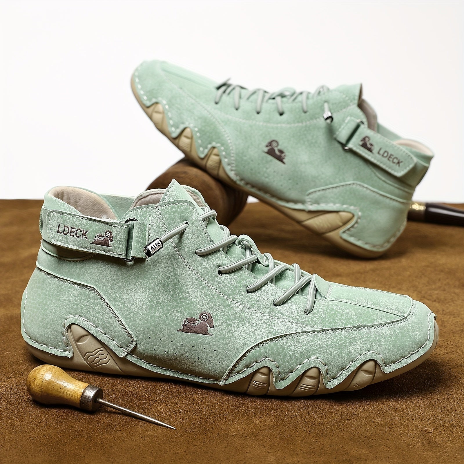 Safiya | Hiking Shoes
