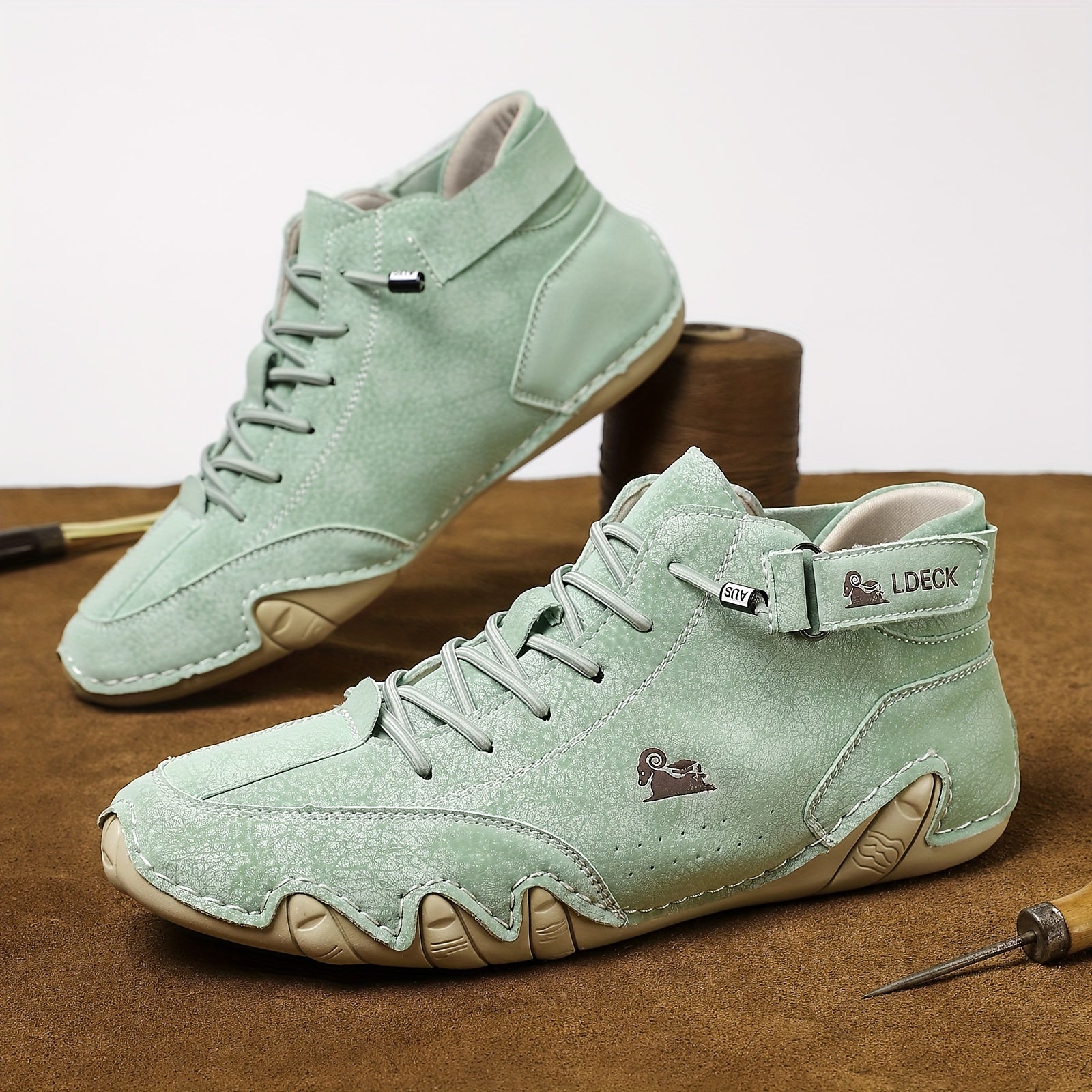 Safiya | Hiking Shoes