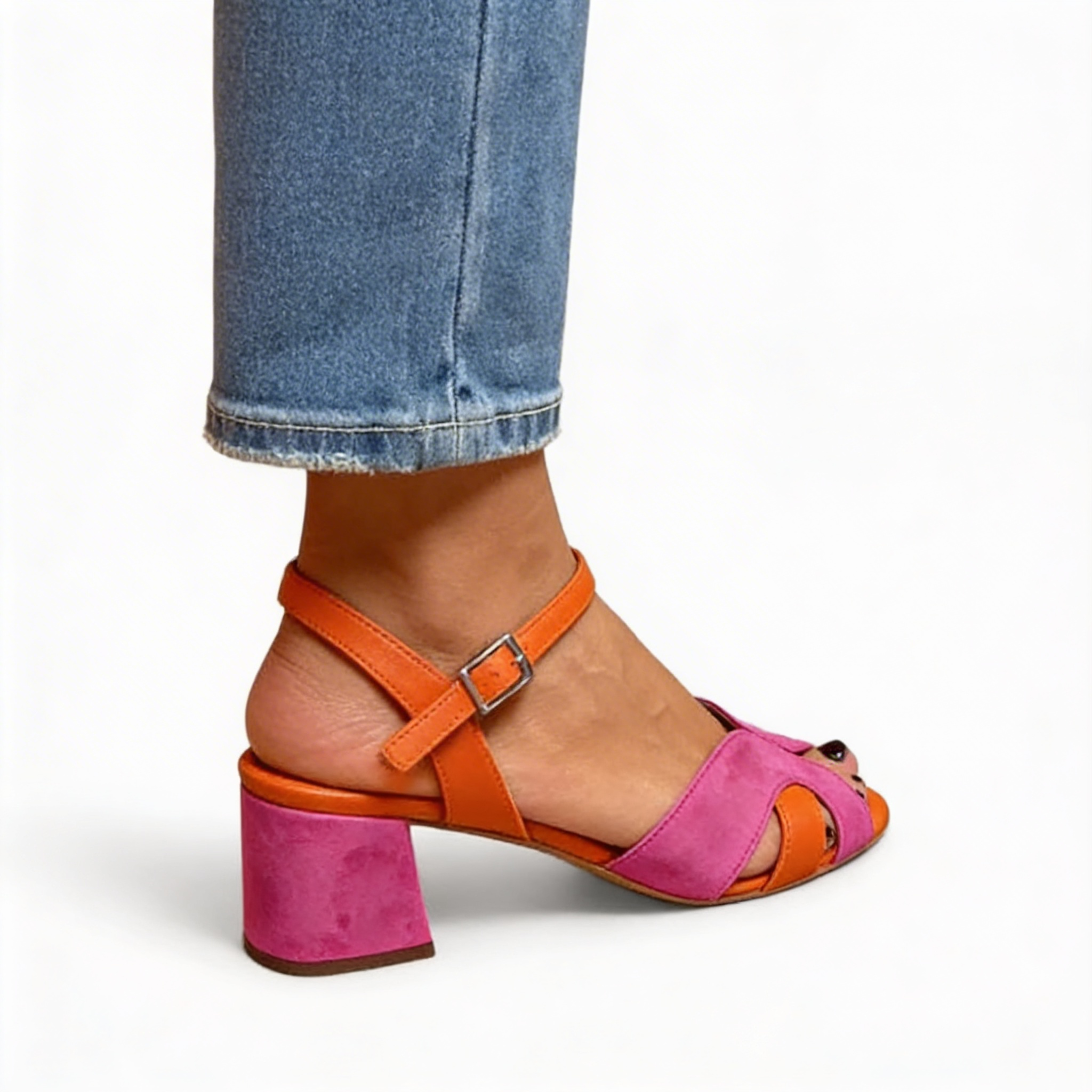 Leni | Feminine Cross-Strap Sandals