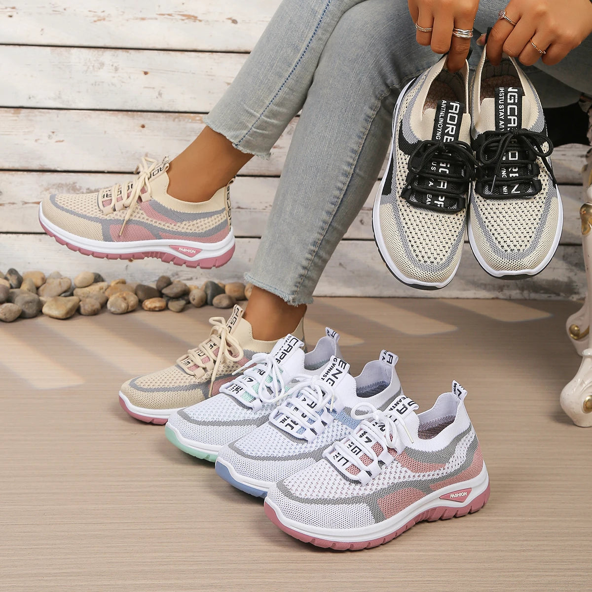 Casual Soft-Soled Lightweight Sneaker